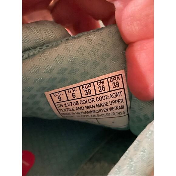 Skechers colorful tropical sneaker women’s shoe size 9 - Picture 11 of 12